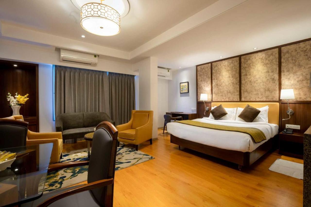 Boisar Hotel Western Court מראה חיצוני תמונה